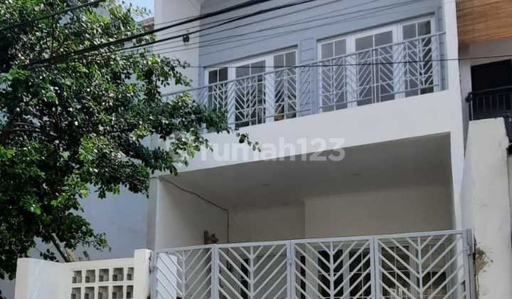 Rumah Jalan 2 Mobil Dijual 2