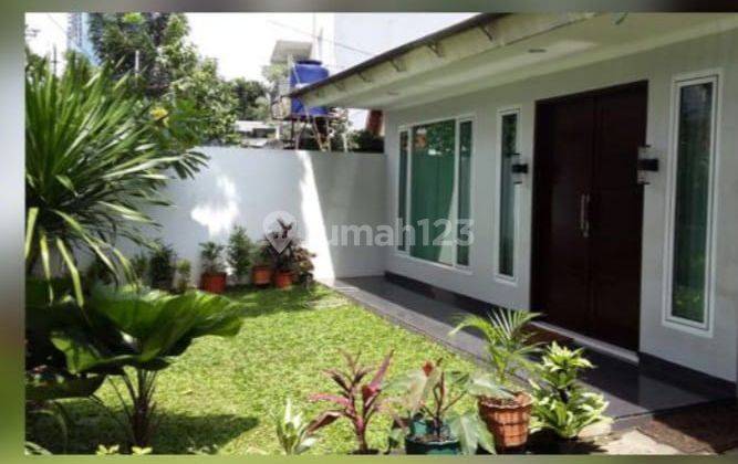 Dijual Rumah Untuk Usaha di Senopati Dan Gunawarman 1