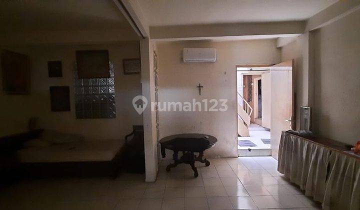 Dijual Rumah Lama Bentuk Tanah Kotak Dekat Blok M Dan Sudirman 2