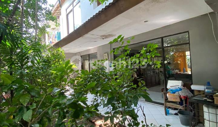 Rumah dijual bangunan lama dekat Pakubuwono dan Senayan City