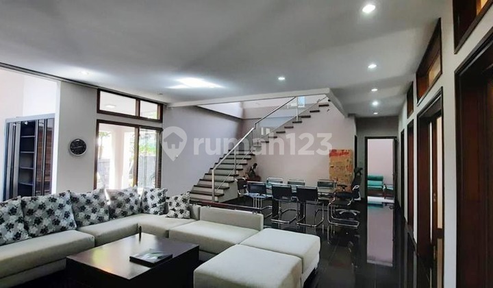 RUMAH DISEWA JALAN TIRTAYASA KEBAYORAN BARU JAKARTA SELATAN 2