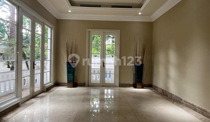 Disewakan Rumah Mewah Siap Huni di Kebayoran Baru Dekat Scbd 2