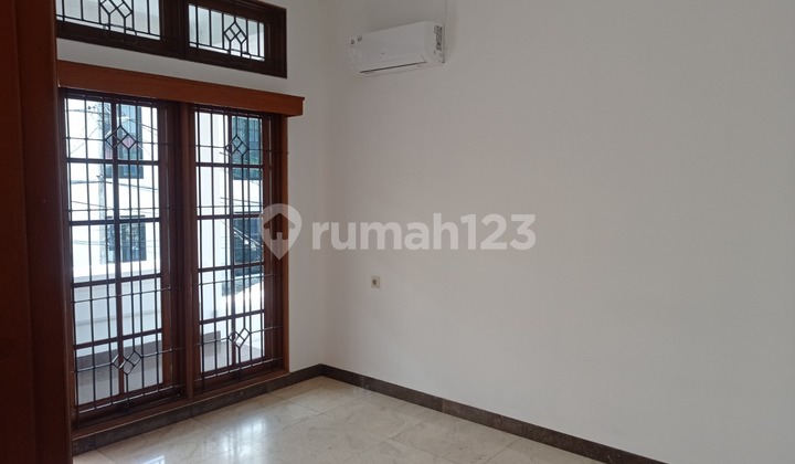 Turun Harga Rumah Dijual Jalan Ciawi Area Senopati Kebayoran Baru