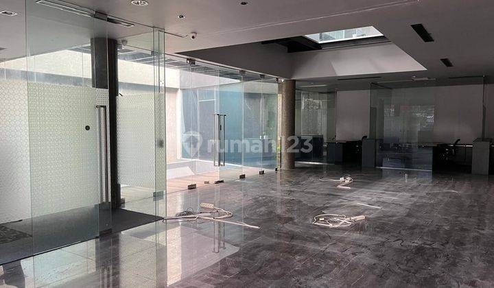 Disewakan Tempat Usaha Siap Pakai di Area Senopati Scbd 2