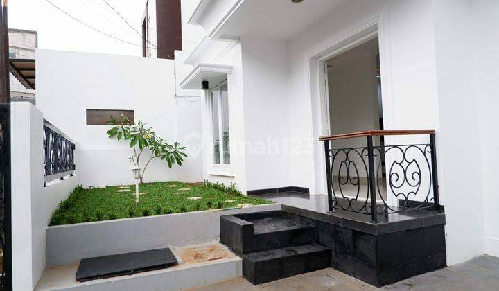 Turun Harga!!! Dijual Rumah 2 Lantai Dilokasi Strategis Di Bintaro Sektor 9  2