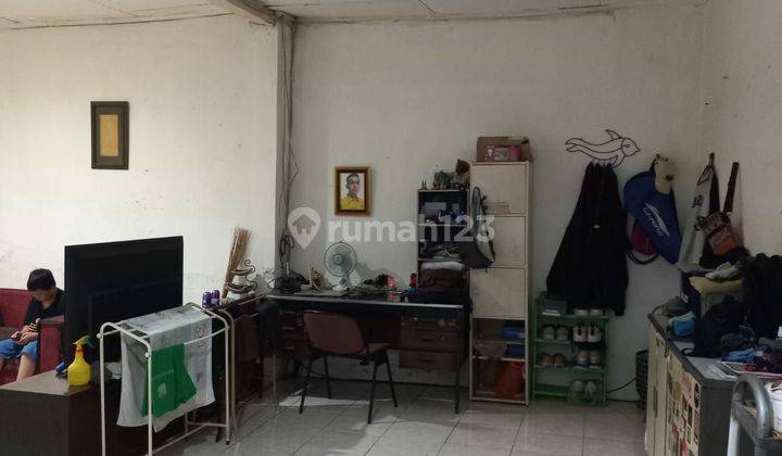 Rumah Siap Huni Cocok Untuk Kos Kos an Lokasi Strategis Di Jakarta Pusat 2