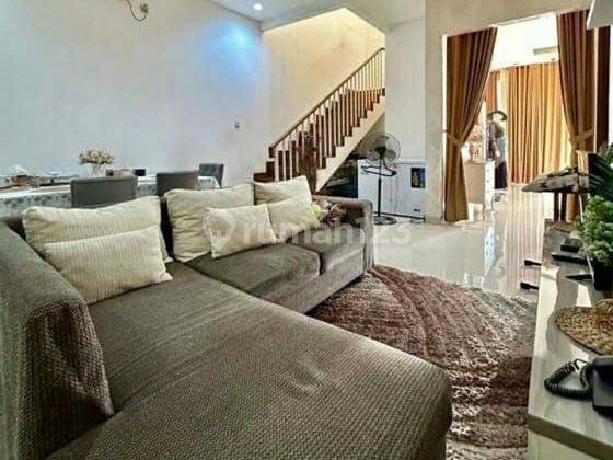 Dijual Rumah 2 Lantai Di Bintaro Sektor 1,Jakarta Selatan  1