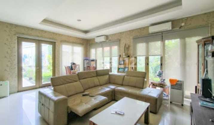 For Quick Sale !!! Price Reduced !!! Spacious Luxury House with Swimming Pool in Kebayoran Bintaro Jaya
