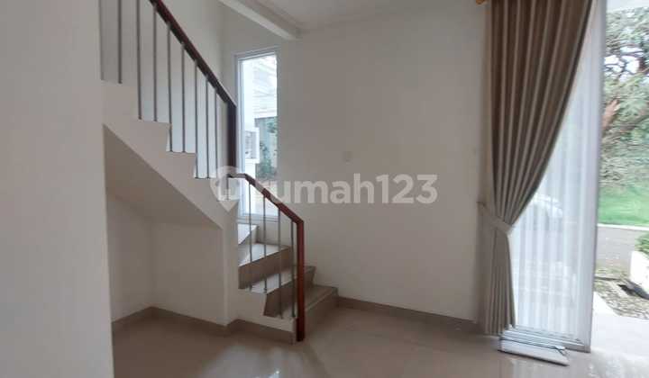 Dijual Cepat !!! Rumah Hook Siap Huni Didalam Cluster Exclusive di Grand Citra Cibubur 2