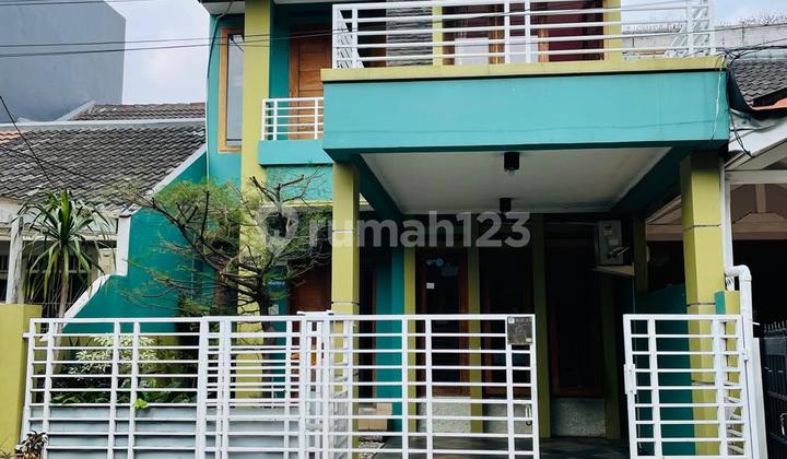For Sale 2-Story Move-In Ready House Inside a Complex Near Bintaro Sector 4