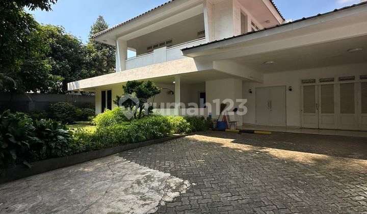 For Sale Luxury House Excellent Strategic Location in Kebayoran Baru South Jakarta