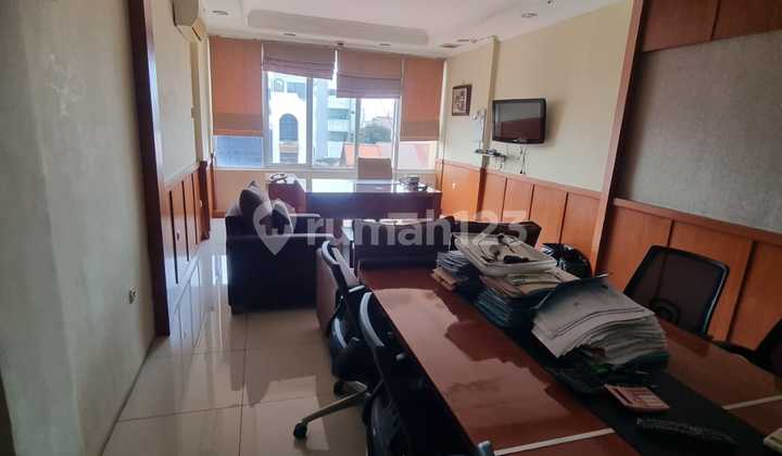For Sale: 3-Story Shop House Ready to Use in Rawamangun, East Jakarta 2