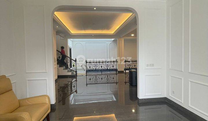 foto lainnya dijual rumah mewah dengan kolam