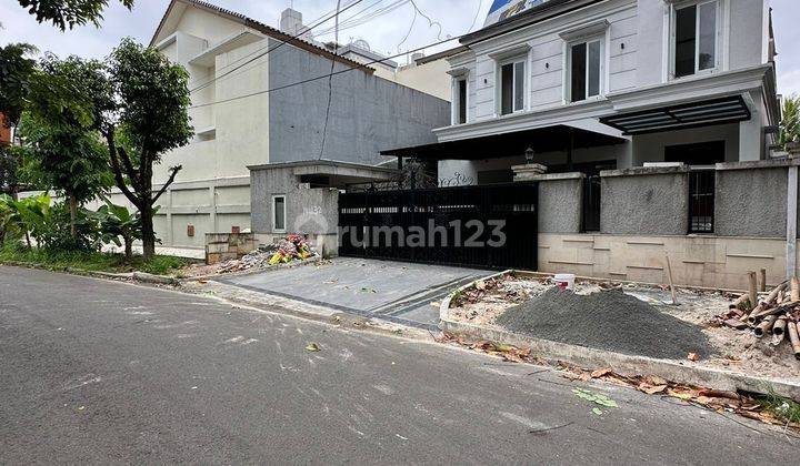 Rumah baru keren row lebar di pondok indah 1