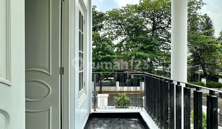 Rumah baru modeen classic area premium menteng dkt kuningan 9