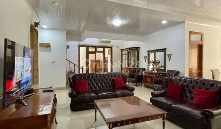 Rumah cantik strategis area cipete kemang 7
