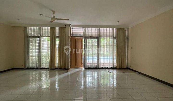 Rumah lama kokoh lokasi bagus di ampera kemang dkt cilandak
