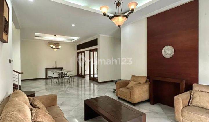 Tanah Kusir, Rumah Strategis 2 Lantai Sekitar Gandaria City 2