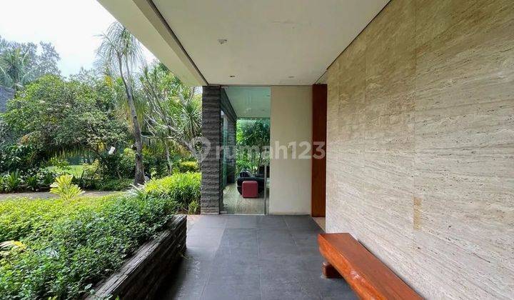 Kemayoran ~ Rumah Modern Mewah Dengan Golf View termewah 2