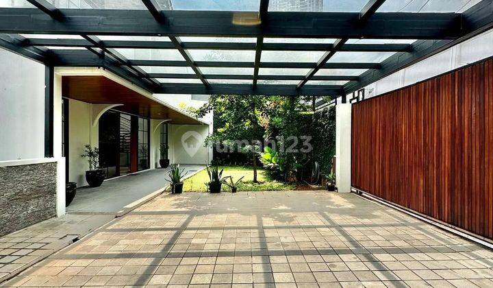 Kebayoran Baru, Rumah Furnished Keren Abiss Siap Huni 2