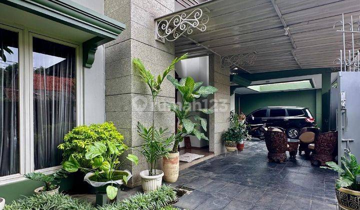 Di jual rumah bagus 2 lantai di veteran dkt bintaro pd indah 1