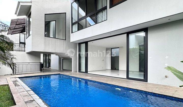 Kemang, Rumah Tropical Modern Dlm Townhouse Strategis  2