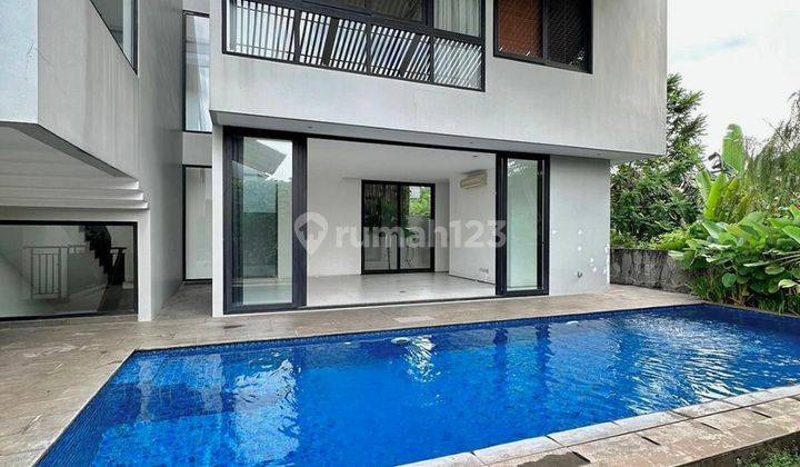 Kemang, Rumah Tropical Modern Dlm Townhouse Strategis  1