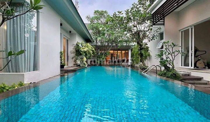 Jagakarsa, Rumah 2 Lantai Modern Tropical Lokasi Bagus 1