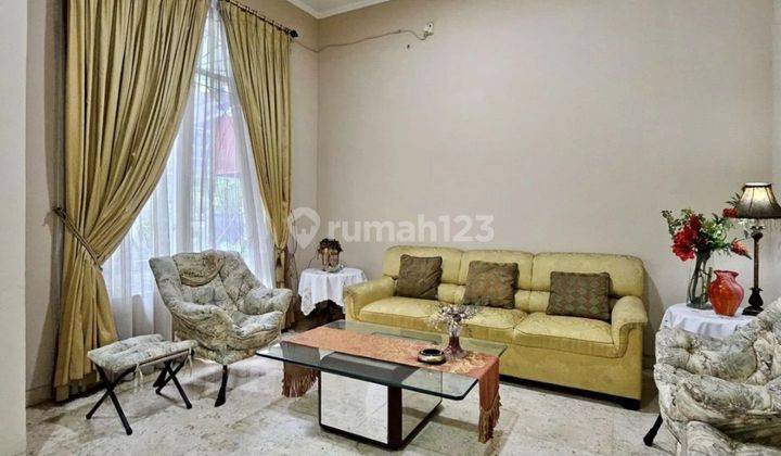 Pondok Indah, Rumah Bagus 2 Lantai Model Classic Siap Huni  2