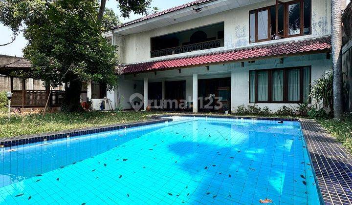 Pejaten, Rumah Kokoh Terawat Ada Pool 2 Lantai Di Siaga Raya 1