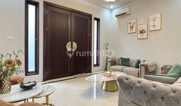 Cipete, Rumah Modern Dlm Townhouse Dkt Sekolah Perancis 2