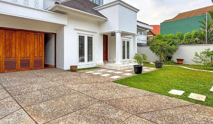 Cilandak, Rumah Keren Modern Classic Siap Huni Sebrang Citos 2