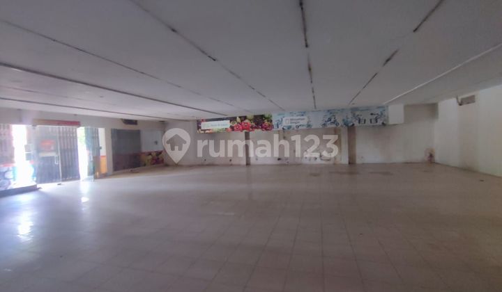 Gudang komersial LB 600 m di Serpong Tangerang Selatan 