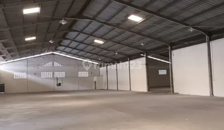 Gudang Bagus Luas 1200 m² di Jl Aria Kemuning Periuk Tangerang  2
