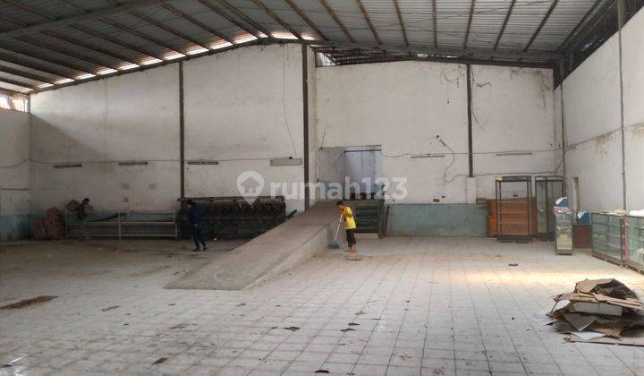 Gudang Bagus LB 1000 m² di Jl Imam Bonjol Karawaci Tangerang  1