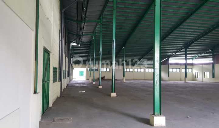 Good Large Warehouse 10000 M in Cikupa Tangerang Good Large Warehouse 10000 M in Cikupa Tangerang