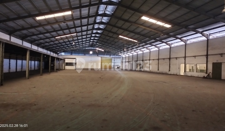 Ready-to-Use Factory Warehouse 6500 M² in Periuk, Tangerang Ready-to-Use Factory Warehouse 6500 M² in Periuk, Tangerang