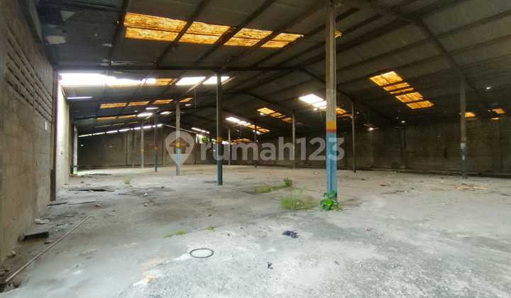 Strategic Warehouse Near Balaraja Toll Road Tangerang