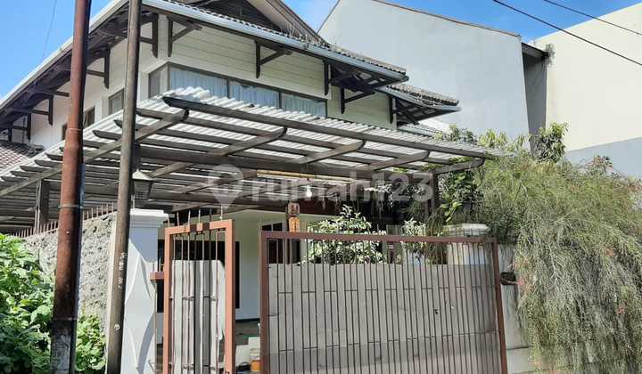 Rumah 2 Lantai SIap Huni di Gegerkalong Bandung Bangunan Udara Sejuk