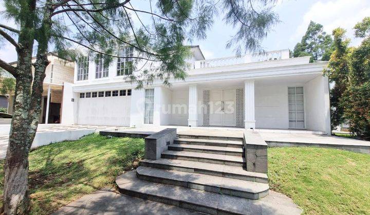 Rumah Mewah Siap Huni Di Kota Baru Parahyangan Dengan Design American Classic 1