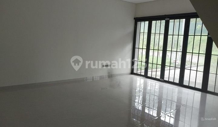 Ruko Siap  Pakai di Pondok Hijau Bandung Bangunan Terawat Hanya Lantai 1 2