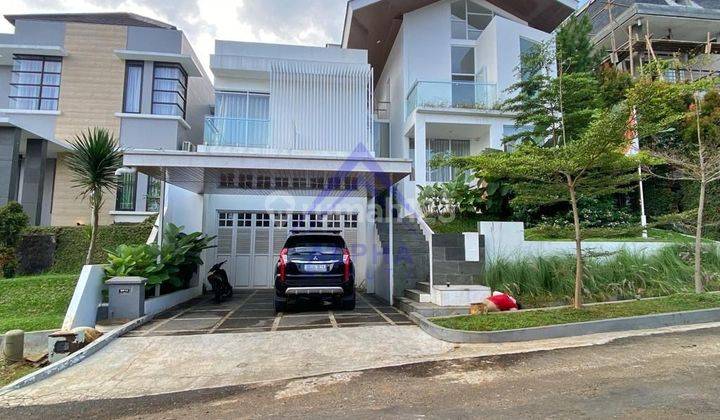 Rumah Mewah di Dago Resort Bandung Tanah Luas Terawat View Lembah 1