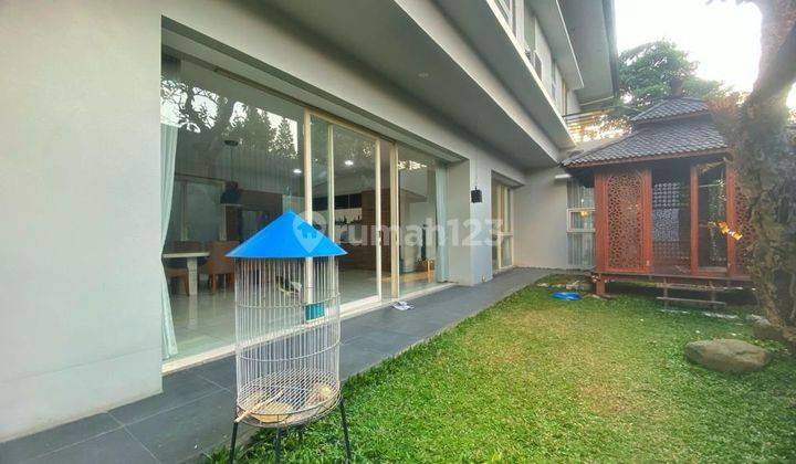 Rumah Mewah di Setra Indah Bandung Furnish Ada Kolam Renang Bangunan Terawat  2