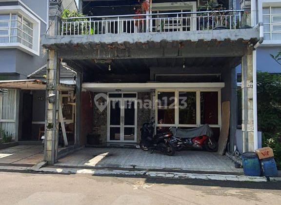 Rumah Siap Huni di Kawaluyaan Bandung Dalam Komplek 3 Lantai Terawat 1