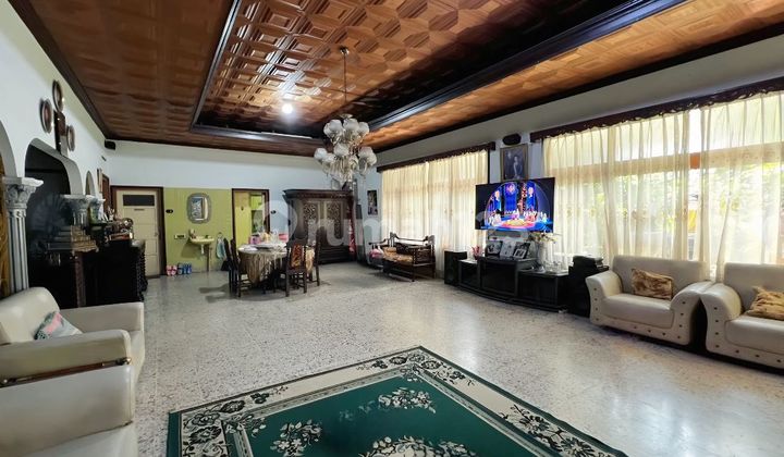 Rumah Di Sayap Riau Bandung Cocok Untuk Cafe Atau Resto Lokasi Startegis 2