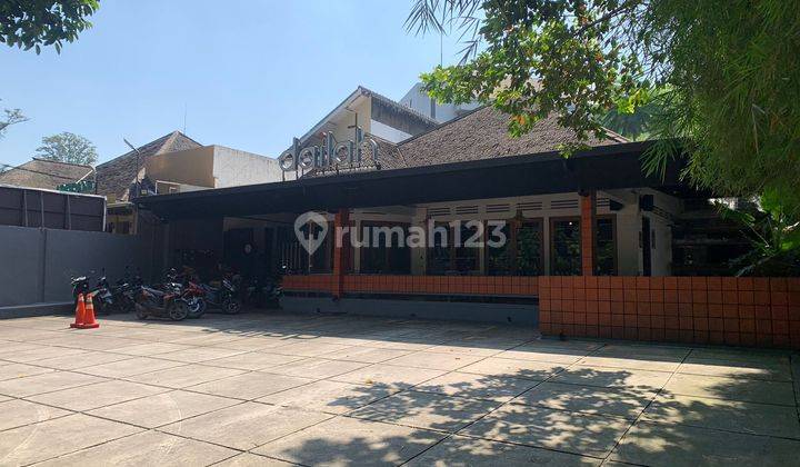 Rumah di jl Riau Bandung lokasi Premium Cocok untuk Cafe dan Resto 2