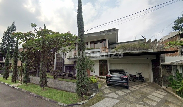 Rumah Mewah di Mekarwangi Bandung Posisi Hook Bangunan Terawat Siap Huni Rumah Mewah di Mekarwangi Bandung Posisi Hook Bangunan Terawat Siap Huni