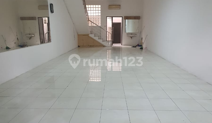 3-Storey Shop House in Antapani Bandung, Suitable for Business and Office 1