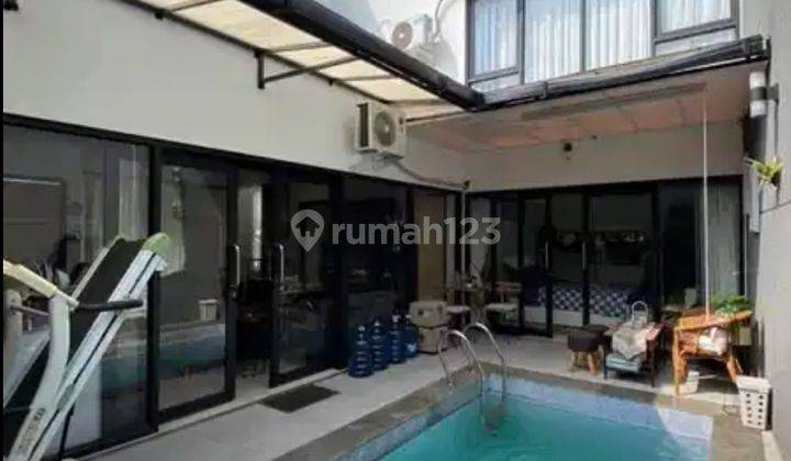 Rumah Di Pondok Hijau Gegerkalong Ada Kolam Renang Furnish Bangunan Terawat 1