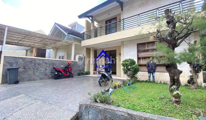 Rumah Modern Minimalis di Dago Resort Bandung Bangunan Terawat siap Huni 1